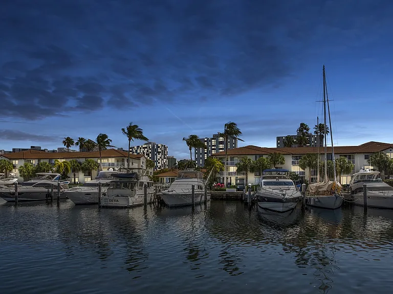 Breathtaking waterfront views