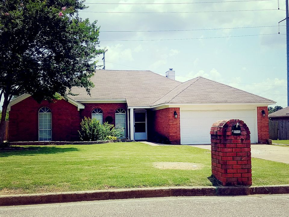 1st image of 10445 Catalpa St
