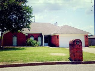 10445 Catalpa St, Olive Branch, MS 38654