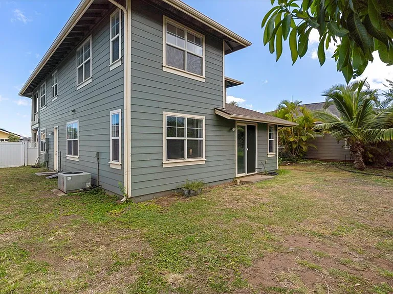650 Komo Ohia St — Photo 42