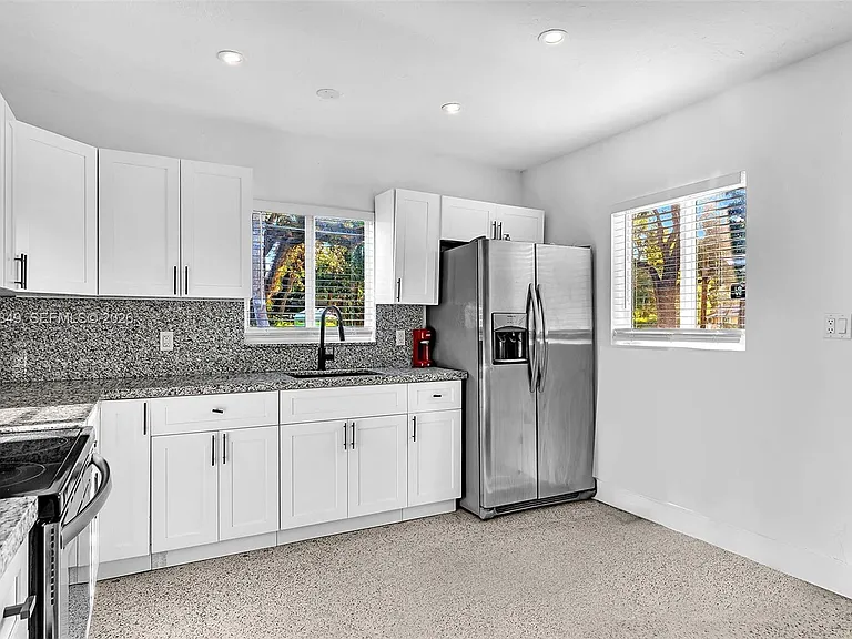 1550 SW 23rd Ct #A — Photo 12