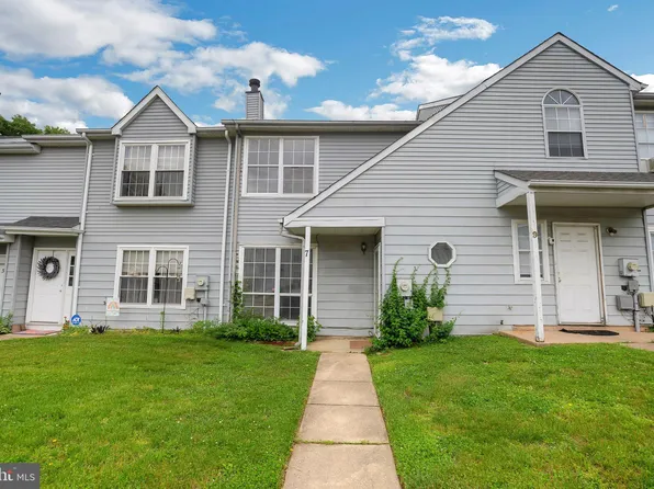 7 Crown Poin, Newark, DE 19702