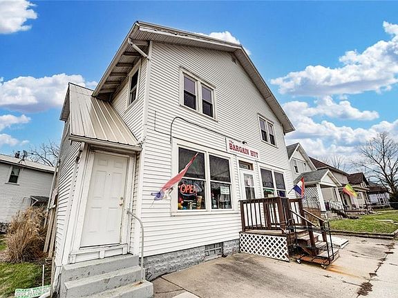 3rd image of 764 N Belmont Ave