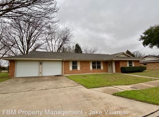 1414 Sundale St, Ennis, TX 75119