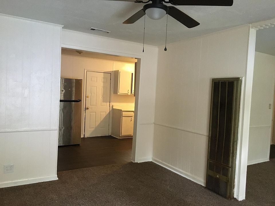 1st image of 813 Woodlawn Dr