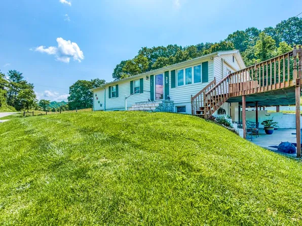 1012 Ridgedale Rd, Saltville, VA 24370