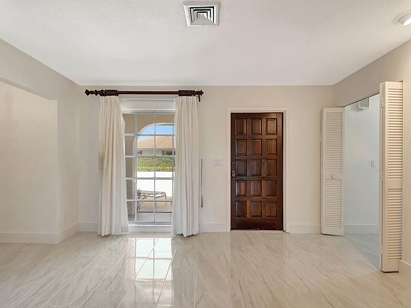 2nd image of 428 Pine Villa Drive