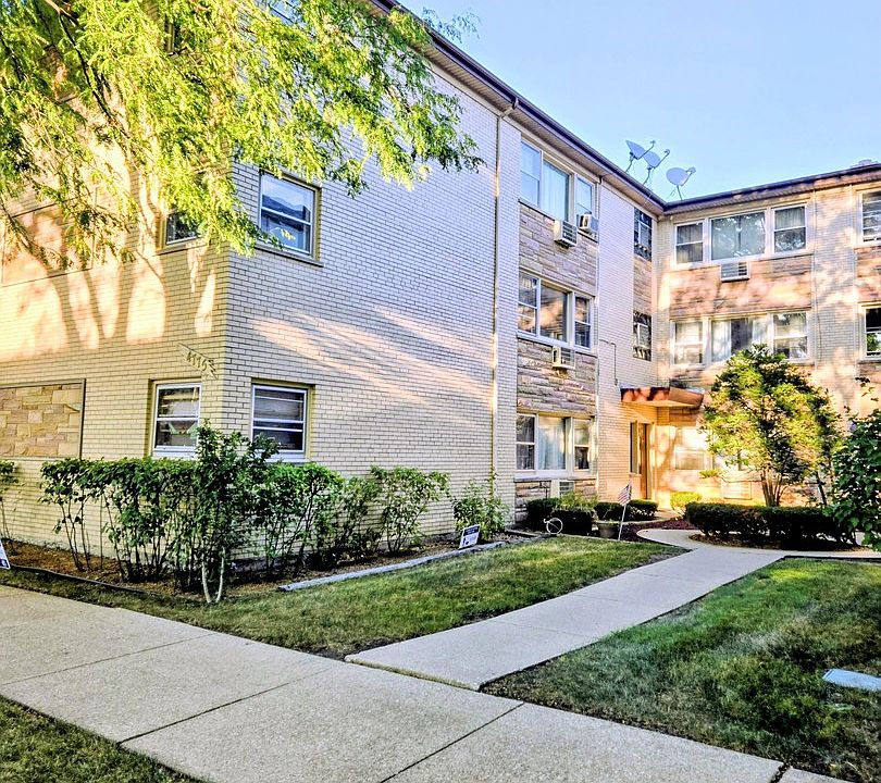 1st image of 4775 N Linder Ave APT 2A