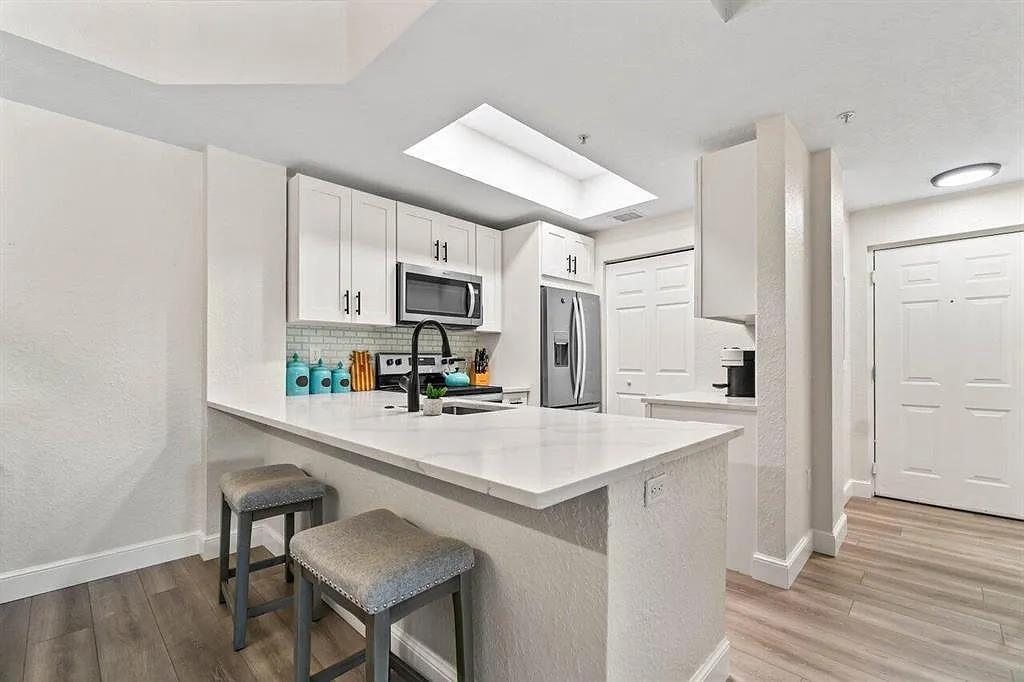 2812 Grande Pkwy — Photo 2