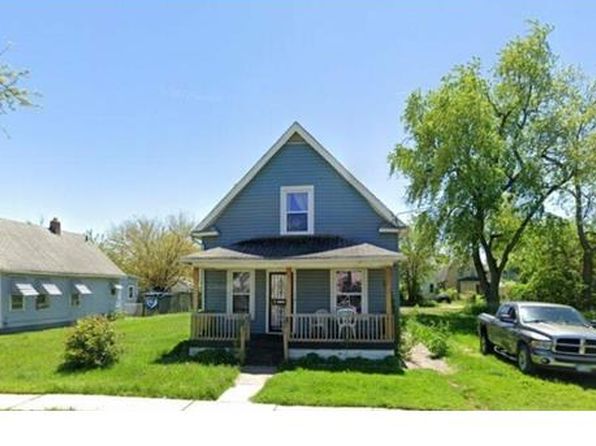 1319 Grand Ave