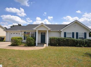 2002 Small Meadows Ct, Fountain Inn, SC 29644