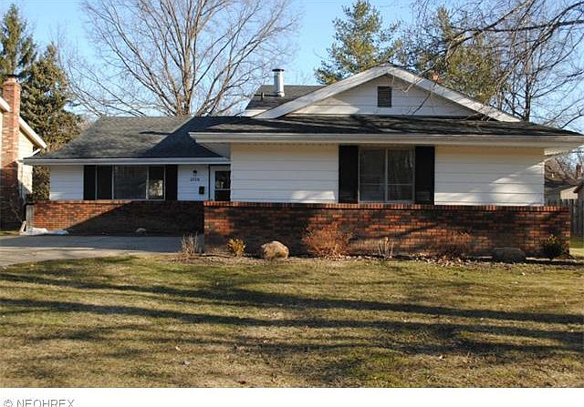 1st image of 22518 Bard Ave