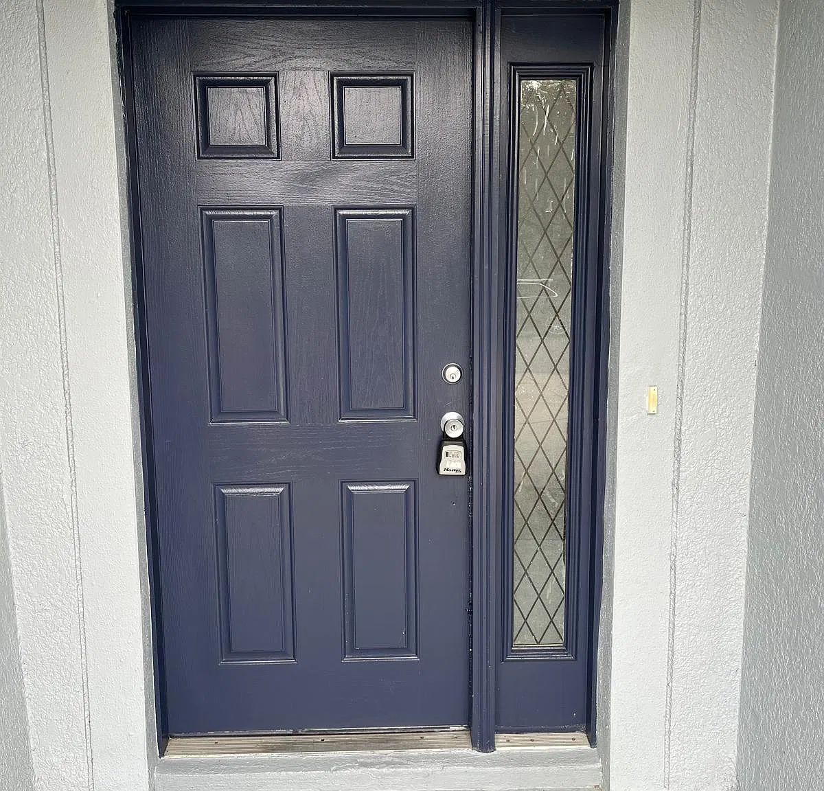 3 bed, 2.5 bath, 2013 sqft, $1,975 — Photo 2