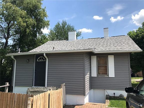 4th image of 234 Dombroski Ave