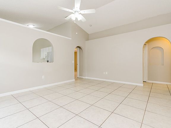 5th image of 532 Caladesi Trl