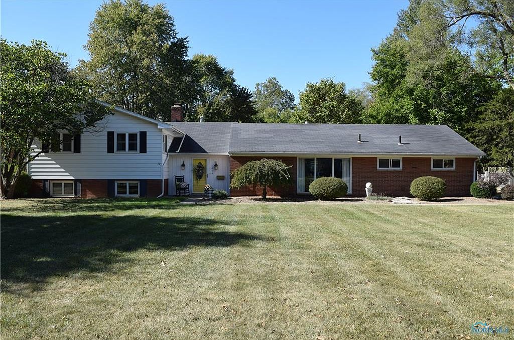 1010 Hickory St, Perrysburg, OH 43551 Zillow