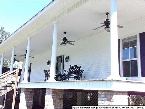 4th image of 22204 Chinquapin St