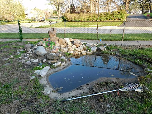 3rd image of 644 Briar Rd