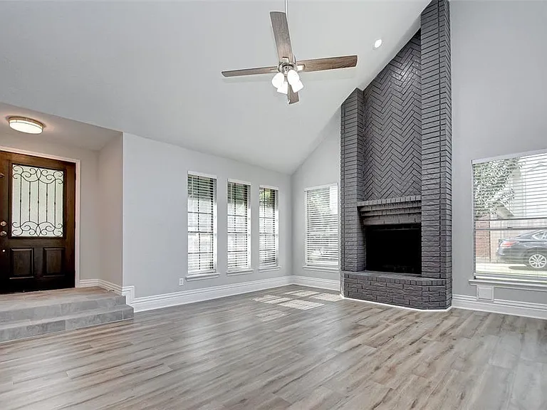 2615 Woodstream Blvd — Photo 7