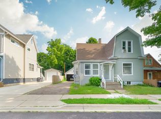 1117 Michigan Ave, Saint Joseph, MI 49085