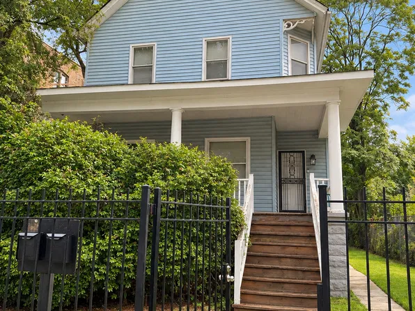 5452 W Race Ave, Chicago, IL 60644