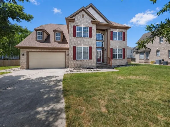 2413 Caitlan Loch Ln, Virginia Beach, VA 23456