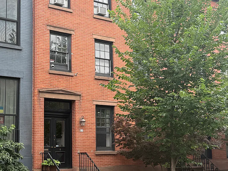 260 Dean St #1 — Photo 15