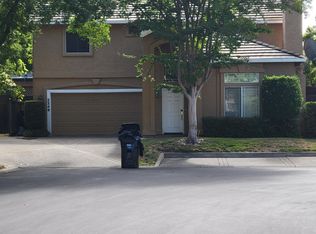 2249 Fallwater Ln, Carmichael, CA 95608