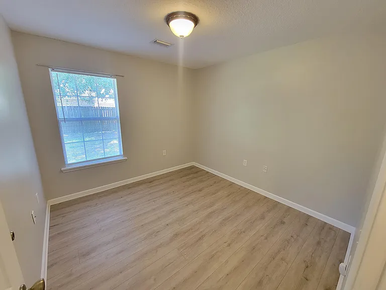 7288 Mossy Oaks Ct — Photo 10
