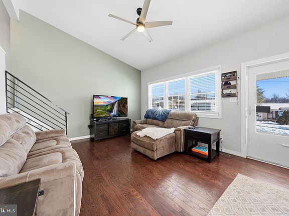 2nd image of 315 Walker Rd