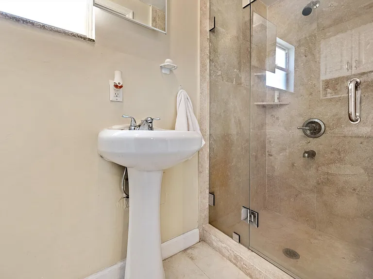 13717 E Citrus Dr — Photo 16
