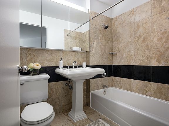4th image of 400 Chambers St APT 9H
