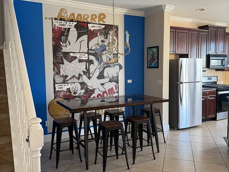 860 Assembly Ct — Photo 4