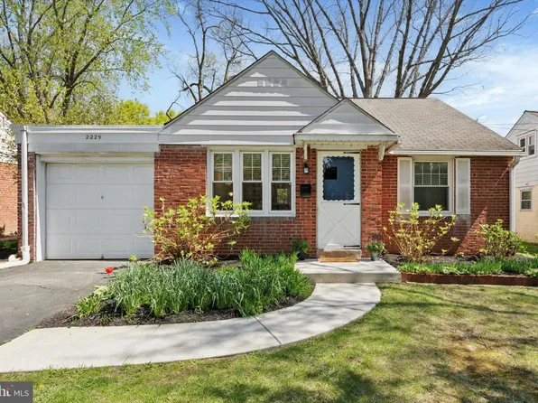 2229 Charles St, Glenside, PA 19038