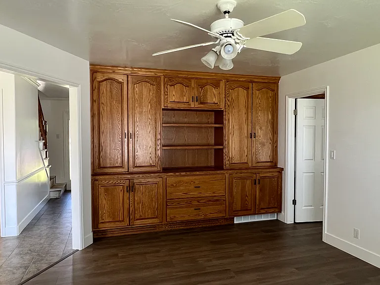 278 E 4840 N — Photo 15