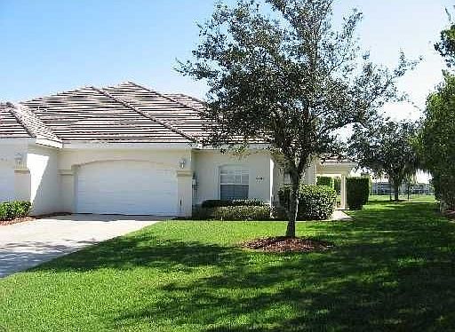 1st image of 2892 Prestwick Dr