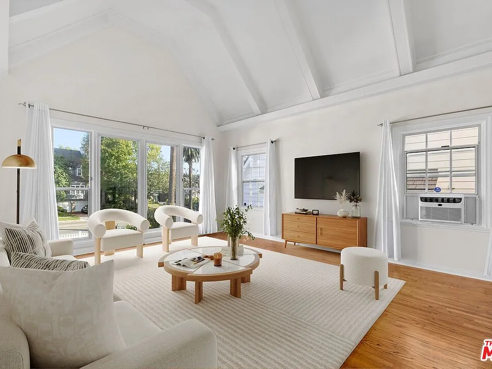 2941 Motor Ave