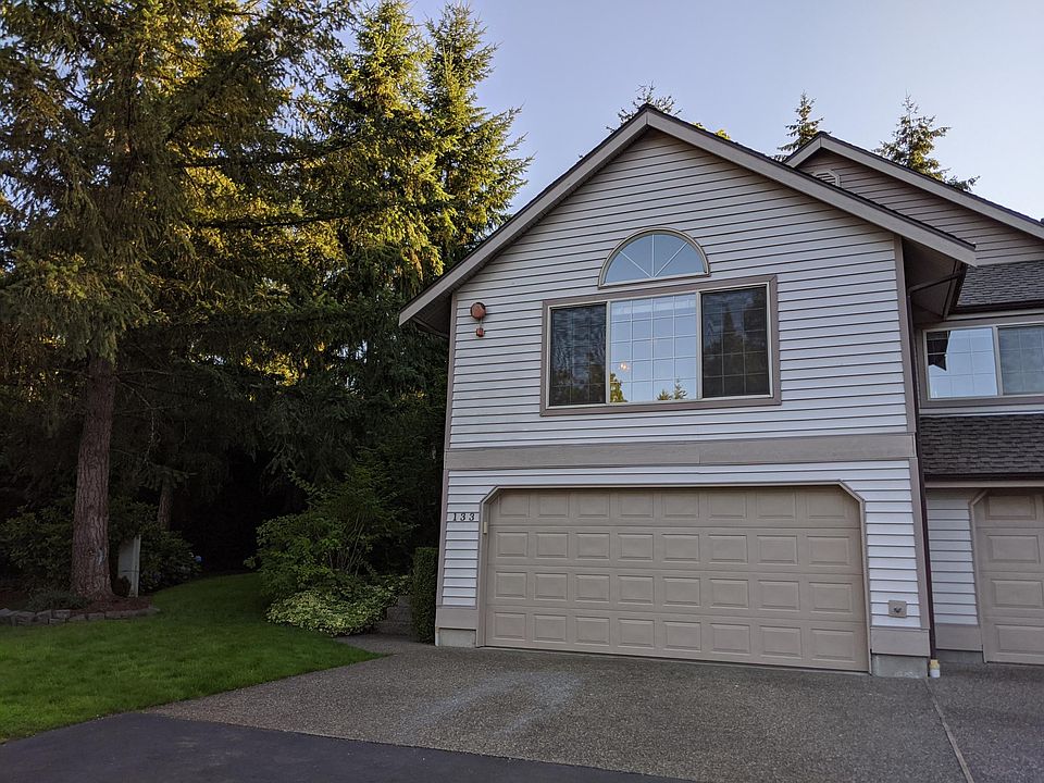 Large Private 2BR/2.5BA Townhouse