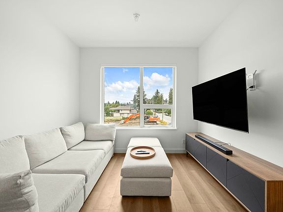 5th image of 648 Lea Ave #314