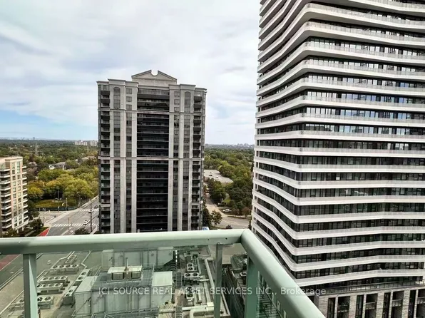 26 Olive Ave, Toronto, ON