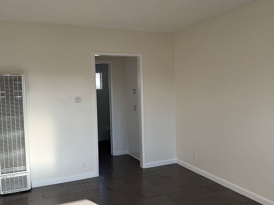 1st image of 7901 Stewart And Gray Rd #9