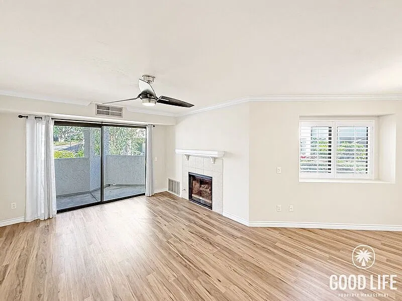 1 bed, 1.0 bath, 772 sqft, $2,450 — Photo 2
