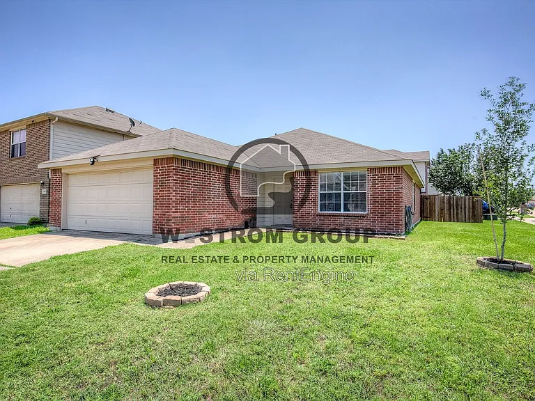 7000 Sylvan Meadows Dr — Photo 3