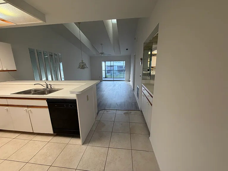 6800 Placida Rd #2007 — Photo 5
