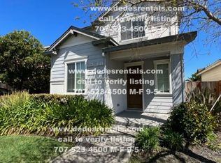 2212 Versailles St, Santa Rosa, CA 95403
