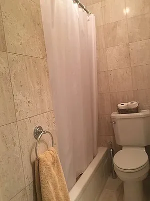 Rented by Eric Goodman Realty Corp | media 20