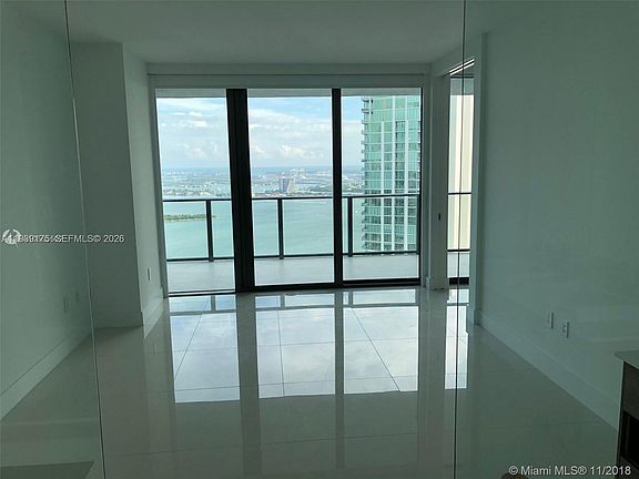 4th image of 650 NE 32nd St Unit 4503