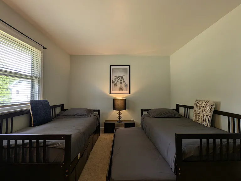 4900 N Holborn Dr — Photo 18