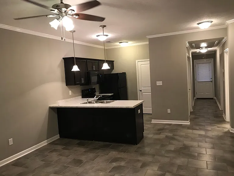 33 Black Oak Dr — Photo 3