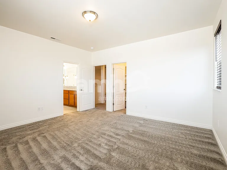 18667 Granite Peak Ct — Photo 10